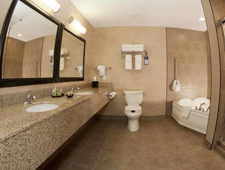 Best Western Blairmore ساسكاتون المظهر الخارجي الصورة